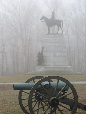霧に覆われたゲティスバーグ古戦場