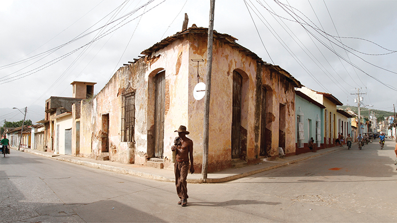 キューバ中部の古都、トリニダーの街角Photo © Yoshifumi Kawabata