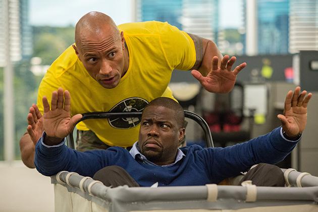 「Central Intelligence」より © 2015 WARNER BROS. ENTERTAINMENT INC., UNIVERSAL PICTURES AND RATPAC-DUNE ENTERTAINMENT LLC